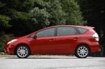 Toyota Prius V 2011 года